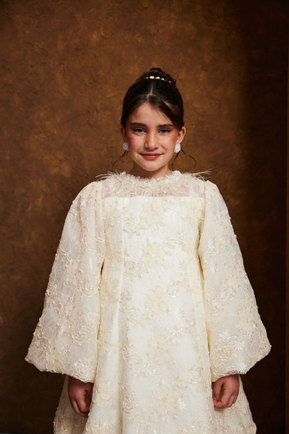 White Dantelle with Soft Feather