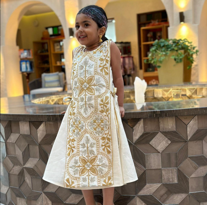 Sleeveless Jalabiya with Apron