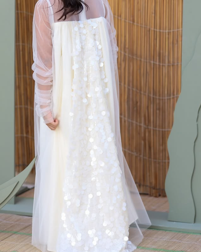 Light Cream Sleeveless Long Jalabiya