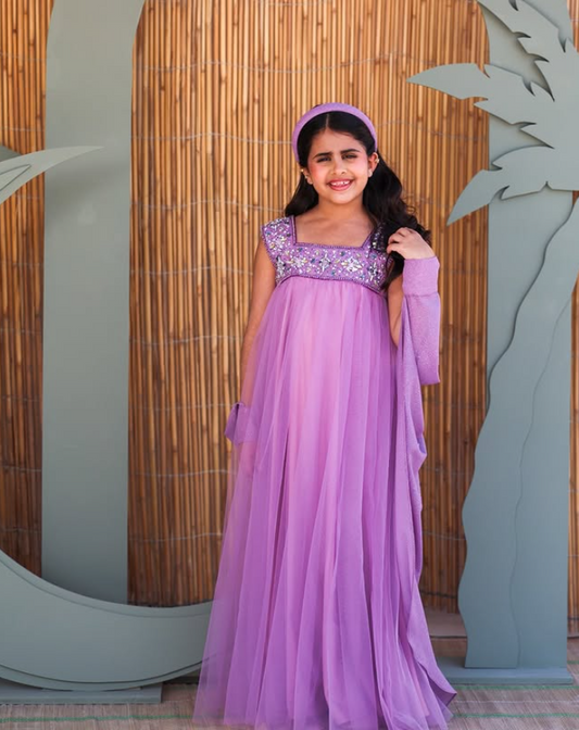 Sleeveless Long Jalabiya with Butterfly Cape