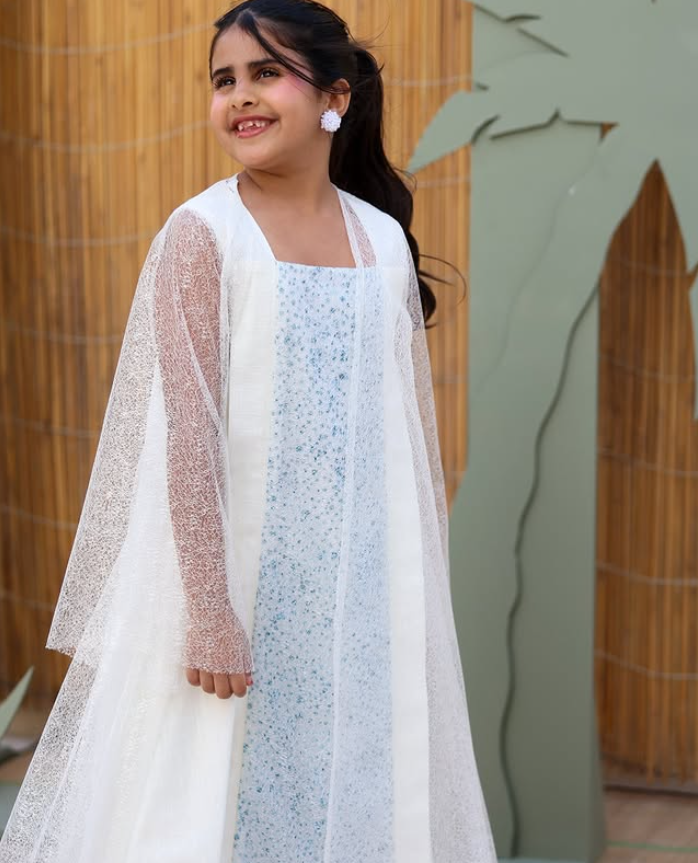 Sleeveless Long Jalabiya with Cape