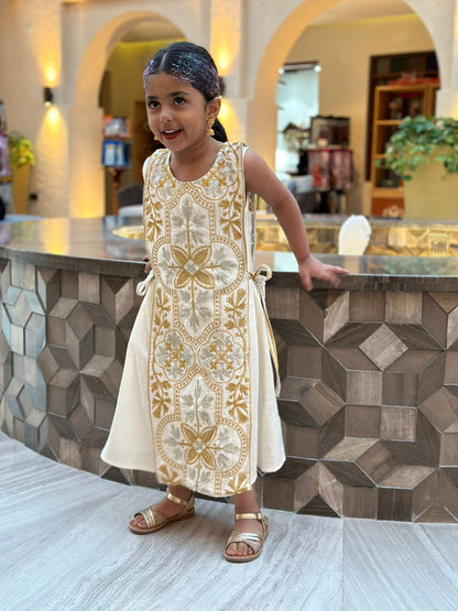 Sleeveless Jalabiya with Apron